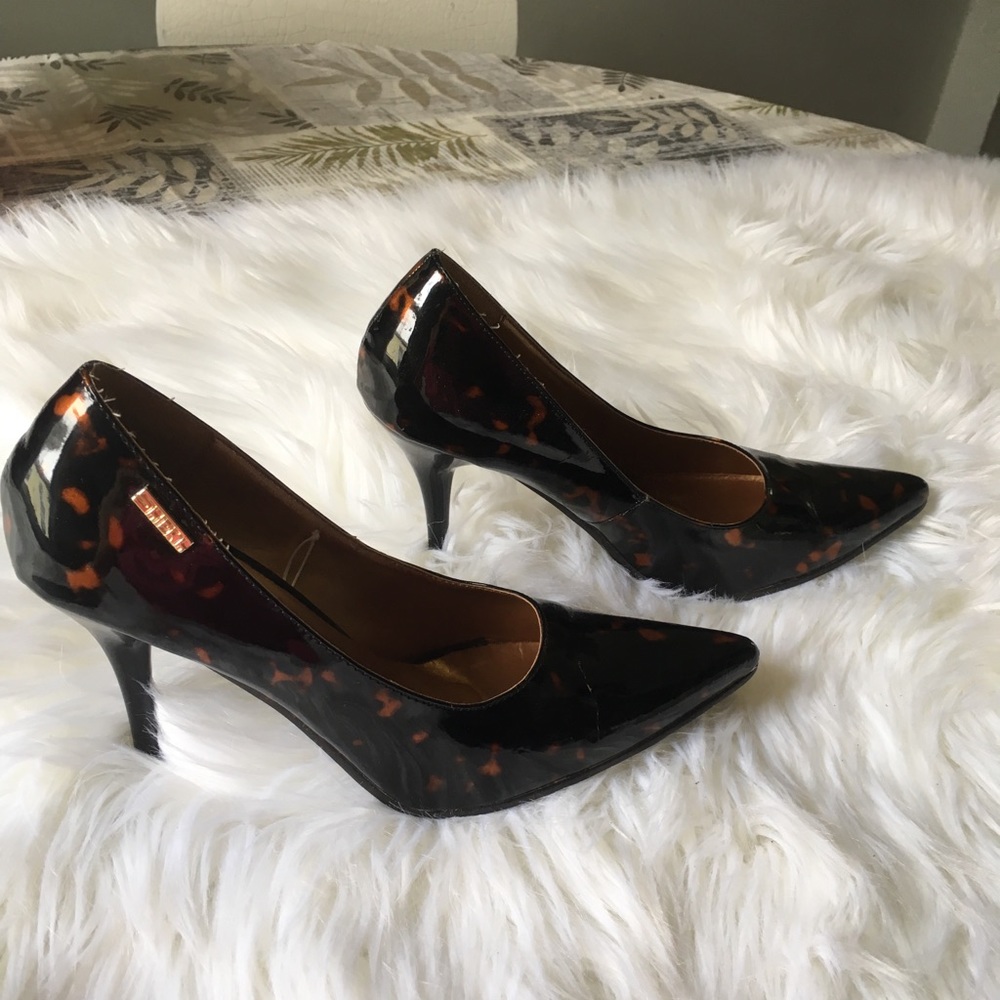 Pumps - Picture 6 of 7